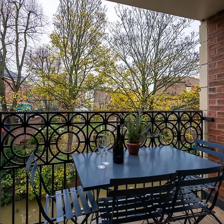 11 Merchants Place York